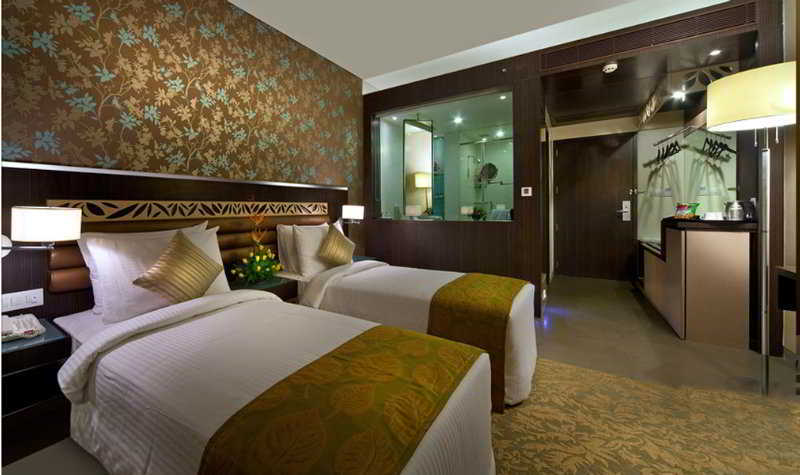 Hotel Supreme Heritage Пуна Экстерьер фото